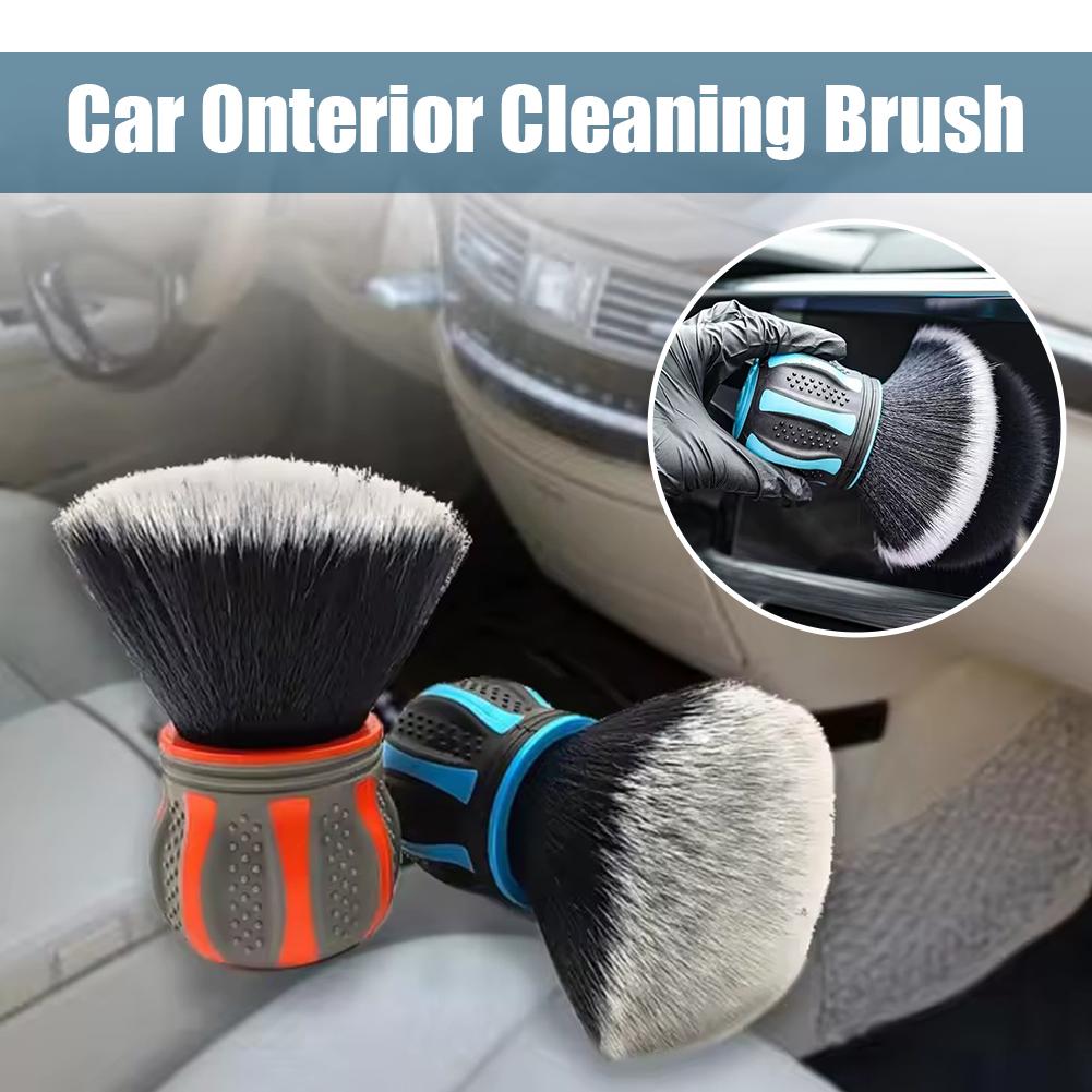 فرش تنظيف السيارات مع حامل تخز - مراجعة Interior Detailing Kit وسعره